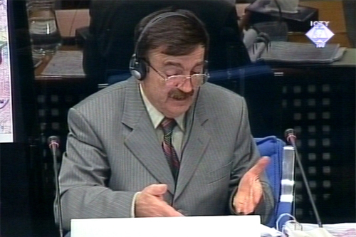 Krsman Jelic, defense witness for Milosevic