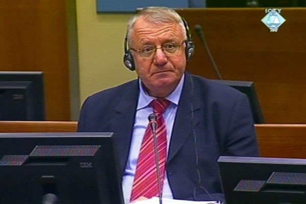 Vojislav Seselj in the courtroom