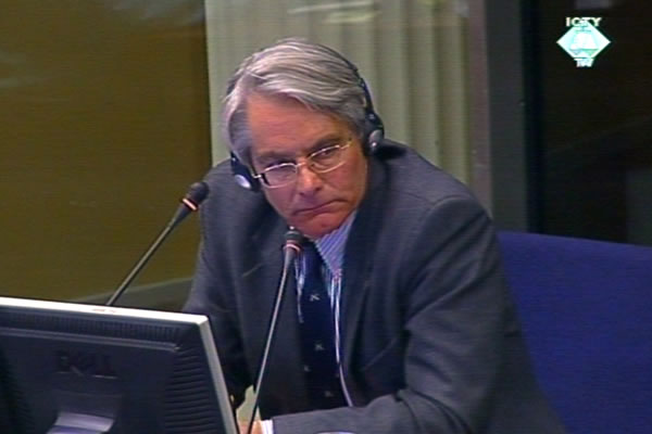 Rupert Smith, witness at the Radovan Karadzic trial