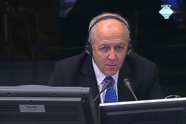 Jeremy Bowen, witness at the Radovan Karadzic trial 