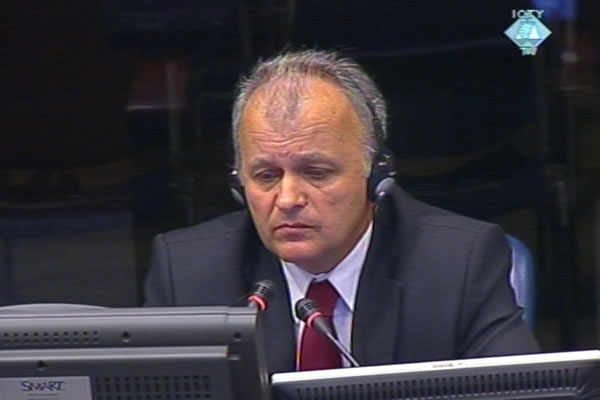 Radomir Neskovic, witness at the Radovan Karadzic trial