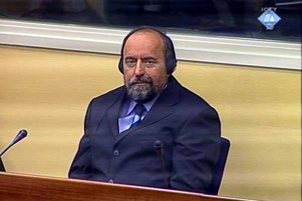 Goran Hadzic in the courtroom