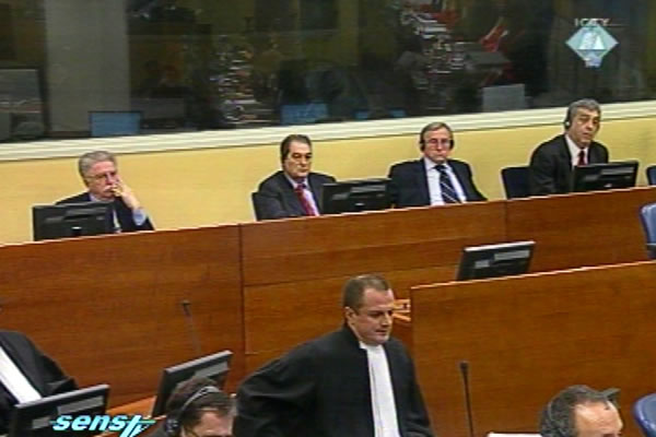 Nikola Sainovic, Nebojsa Pavkovic, Sreten Lukic and Vladimir Lazarevic in the courtroom