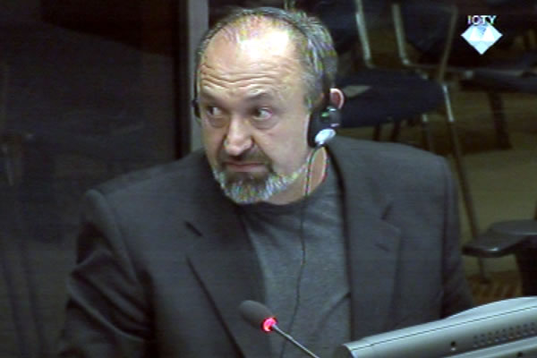 Vujadin Popovic, witness at the Radovan Karadzic trial