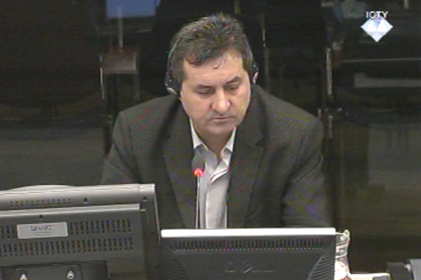 Mikan Davidovic, witness at the Radovan Karadzic trial