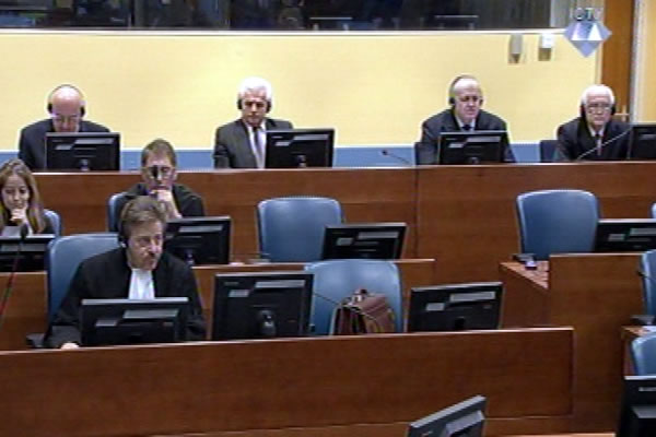 Ljubisa Beara,  Drago Nikolic, Vinko Pandurevic and Radivoj Miletic in the courtroom