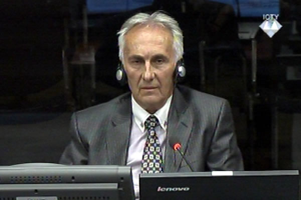 Zdravko Cvoro, defence witness at Rako Mladic trial