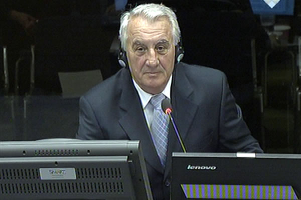 Dragisa Masal, defence witness at Rako Mladic trial
