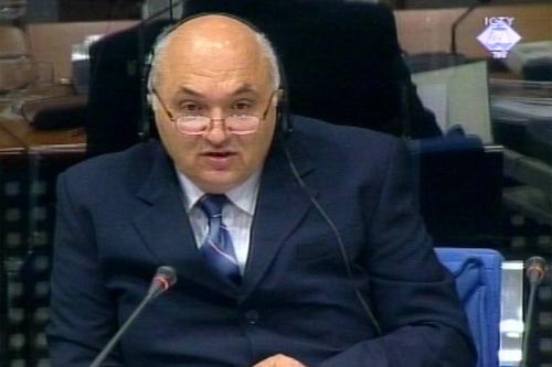 Bogoljub Janicevic, defense witness for Milosevic 