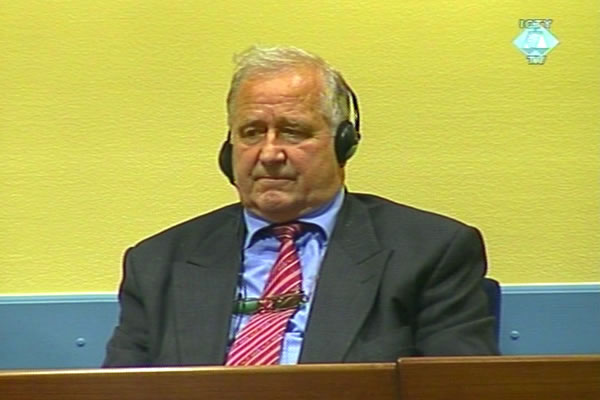 Dragoljub Ojdanic in the courtroom