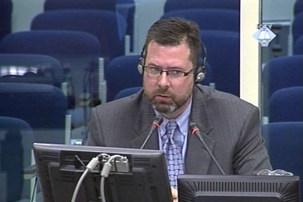Eric Fruits, expert testifying in the defense of six former Serbian officials indicted for war crimes in Kosovo in 1999