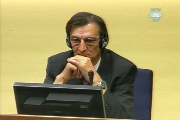 Ljubiša Petkovic in the courtroom