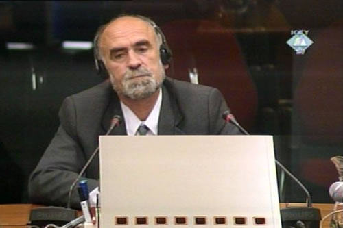 Ljubisav Simic, witness at the Vidoje Blagojevic and Dragan Jokic trial