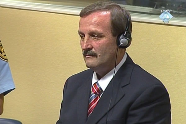 Milan Martic in the courtroom while the Appeals Chamber confirms the first instance judgment