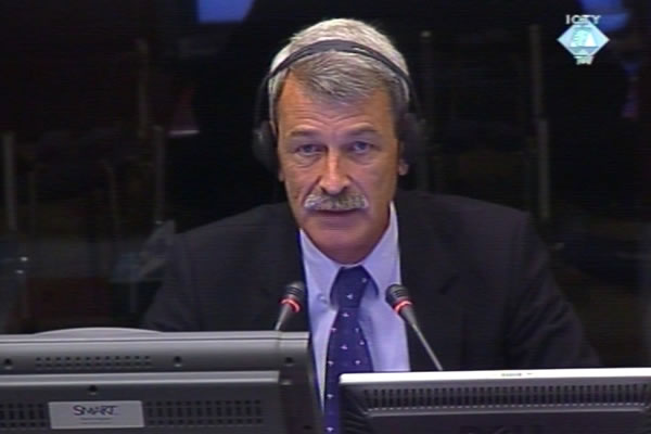 Robert Franken, witness at the Zdravko Tolimir trial