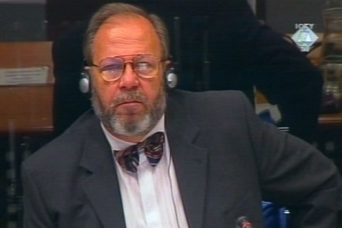 Stjepan Kljujic testifying in the Krajisnik case