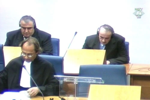 Dragan Jokic i Vidoje Blagojevic in the courtroom