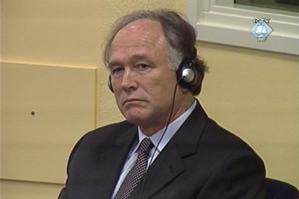 Vlastimir Djordjevic in the courtroom
