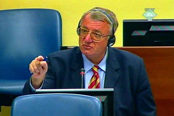 Vojislav Seselj in the courtroom